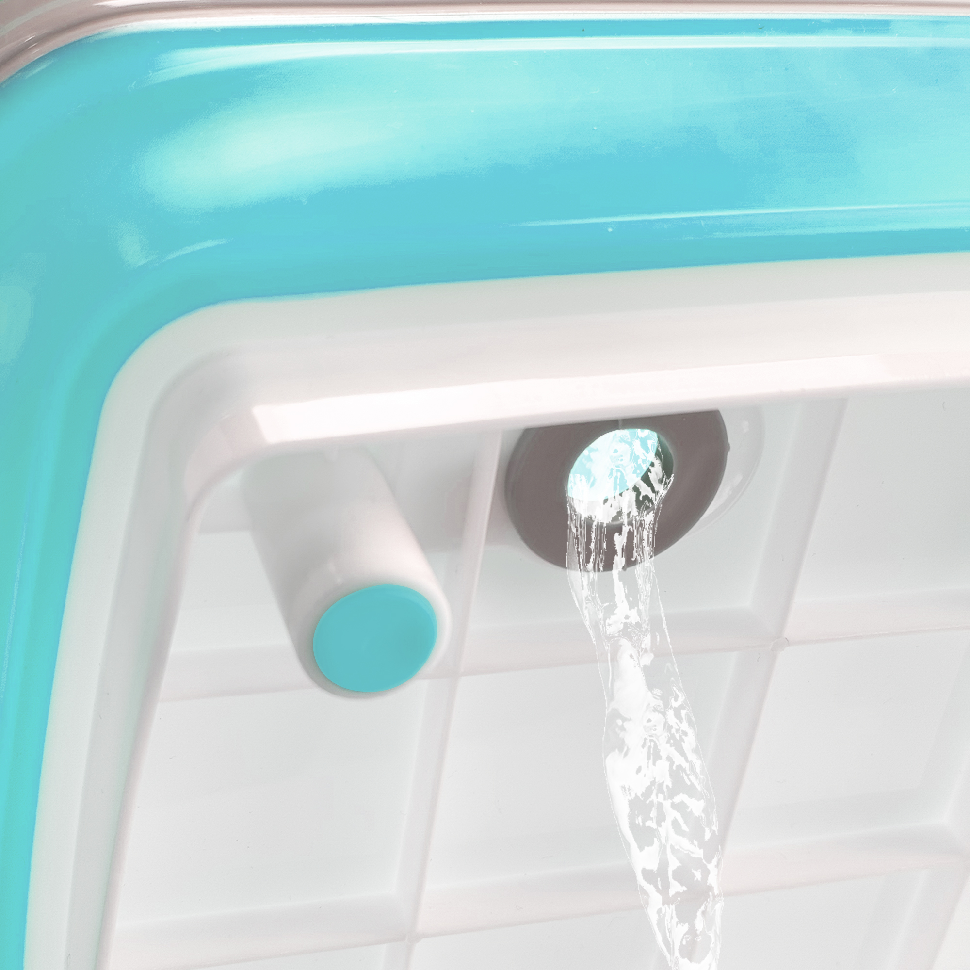 16L Foldable Prep Tub with Airtight Locking Lid - Blue in use