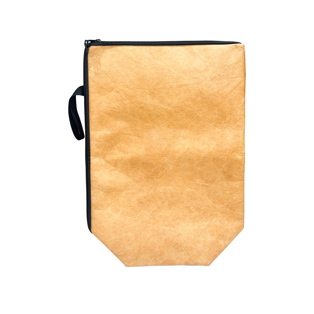 BBQ Resting Blanket for Meat – Insulated Wrap in use