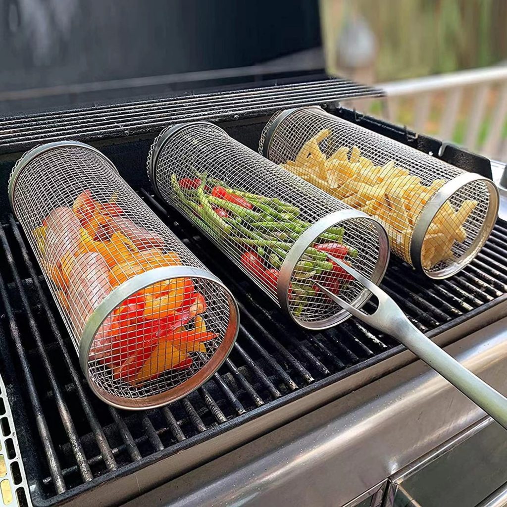 Rotating BBQ Grill Basket Set – 20 cm & 30 cm in use