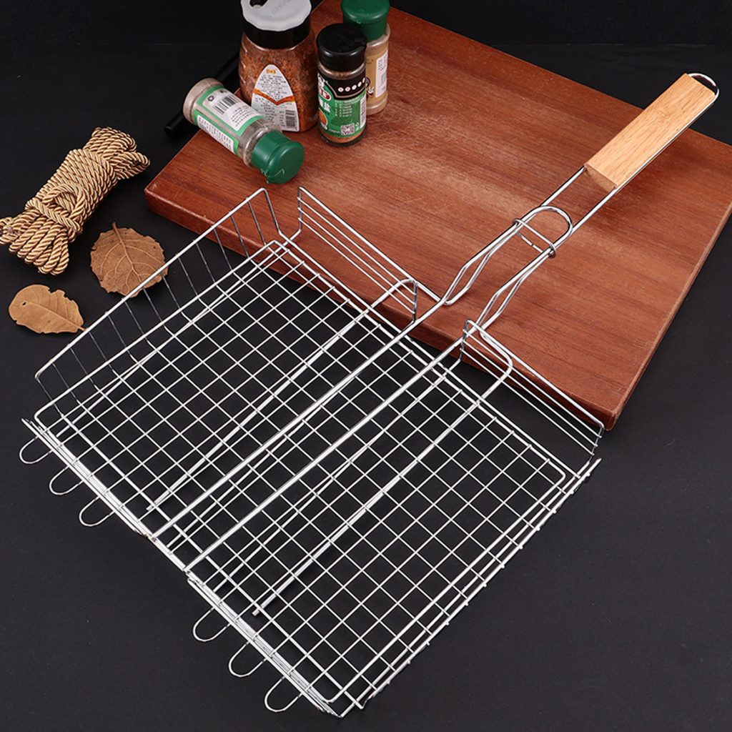 BBQ Fish & Grill Basket – 35 cm Long Handle in use
