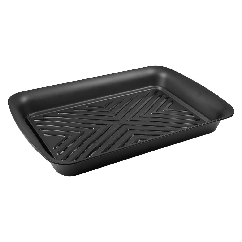 Heat-Resistant Enamel BBQ Tray – Black Diagonal in use