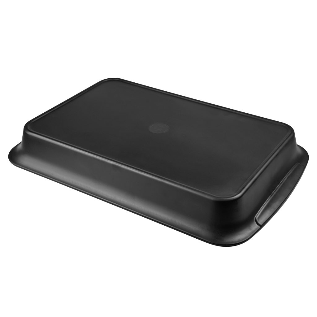 Heat-Resistant Enamel BBQ Tray – Black Diagonal in use